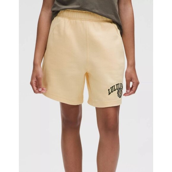 Lululemon Scuba Oversized MR Sz Large 7" Embroidered Shorts W7DEQS  in BTCR  NWT - Picture 1 of 16